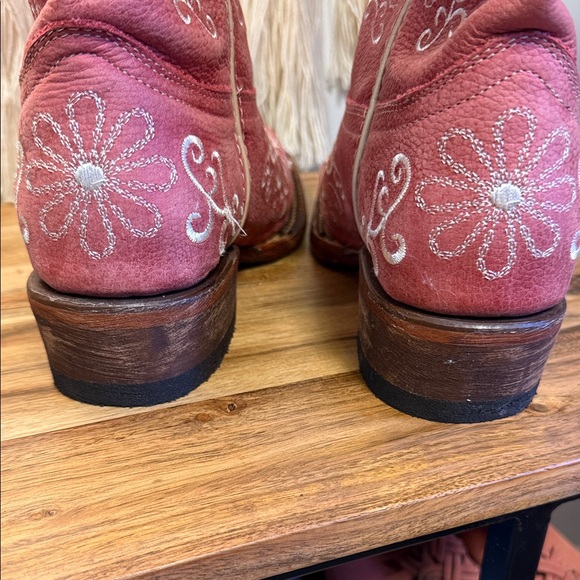 Ferrini Burgundy Heeled Boots with Silver Detailing - Picture 4 of 7
